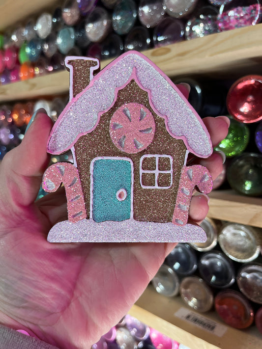 GINGERBREAD HOUSE