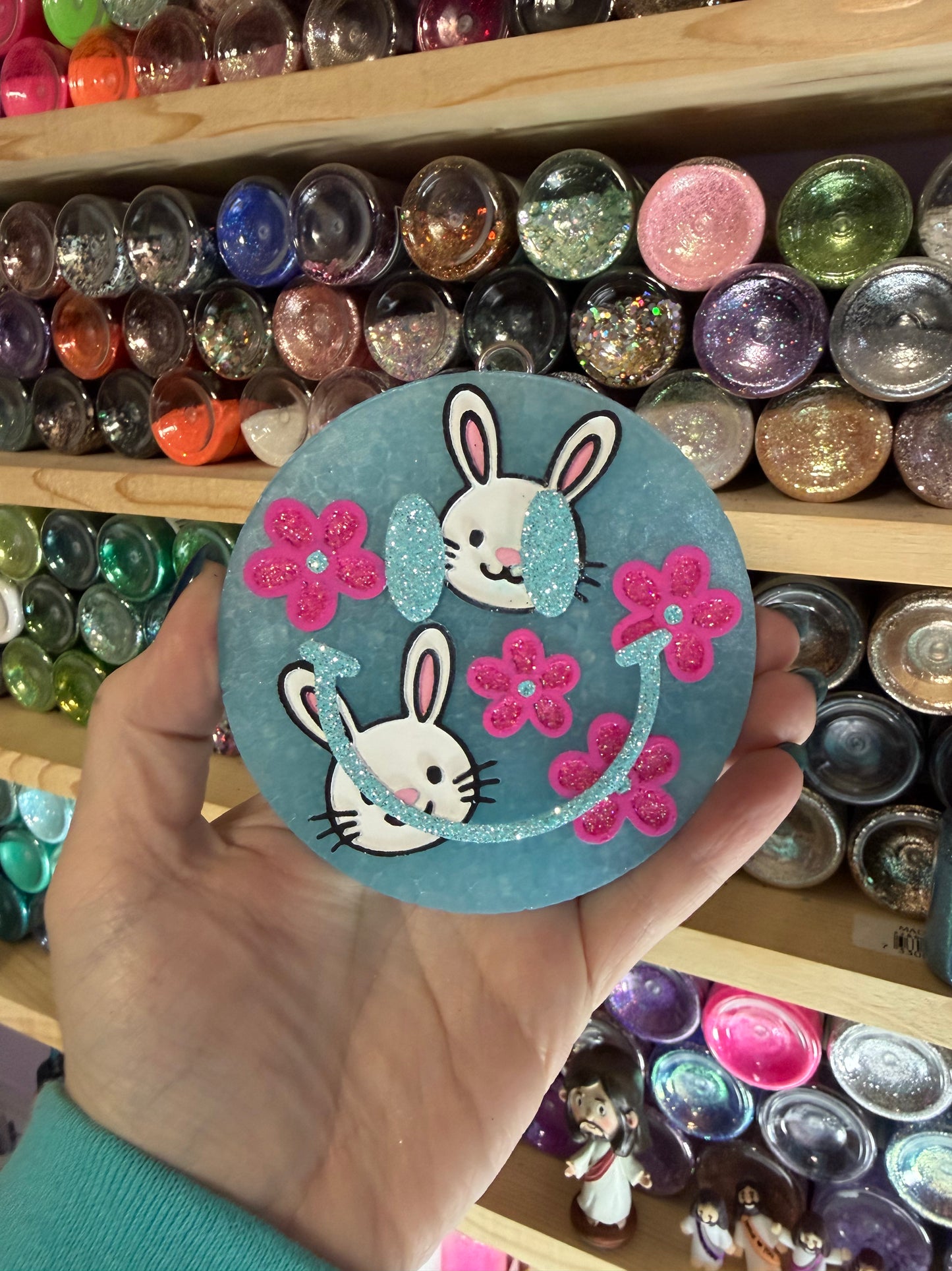 BUNNY/FLOWER ROUND