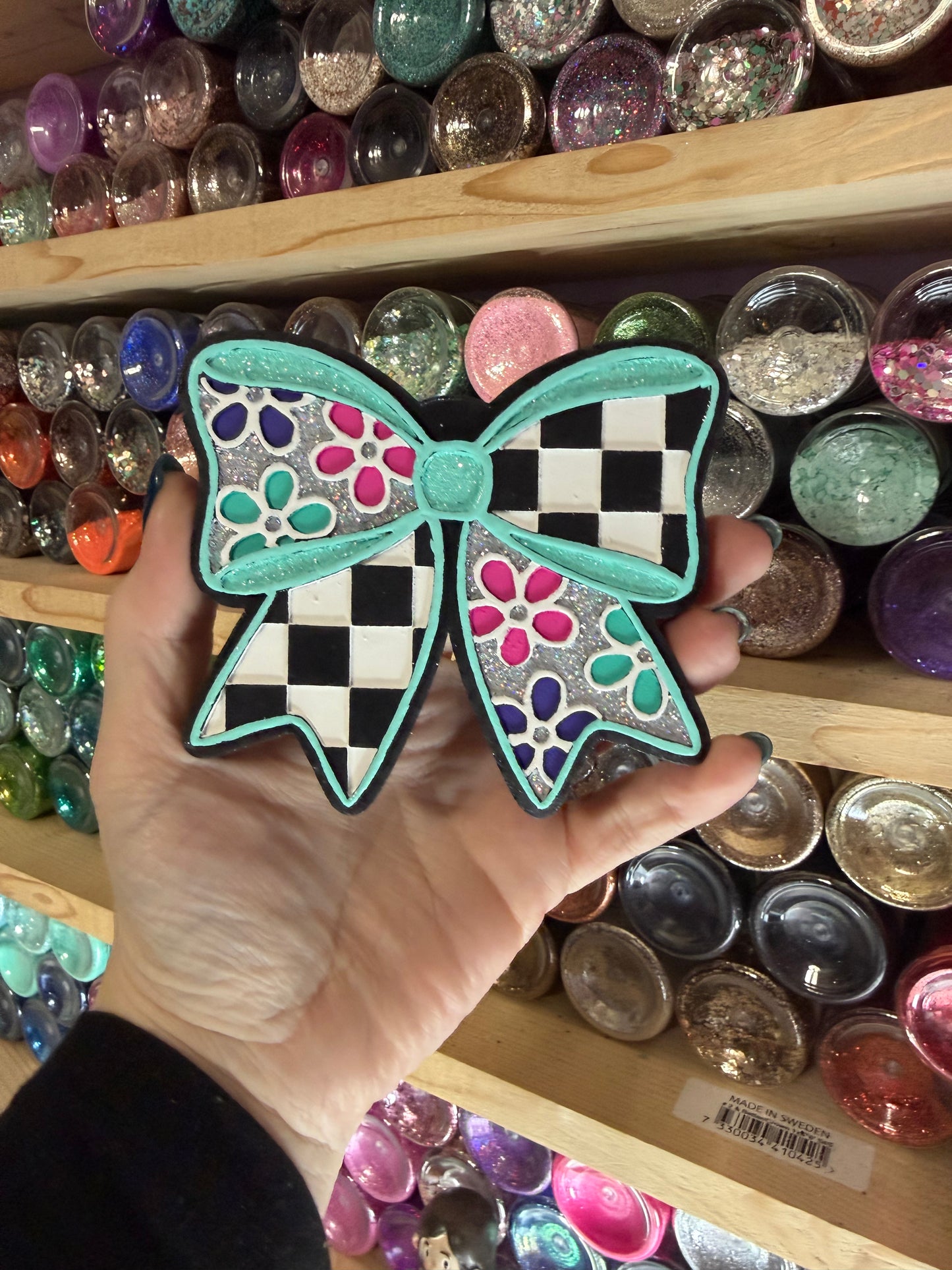 FLOWER/CHECK BOW