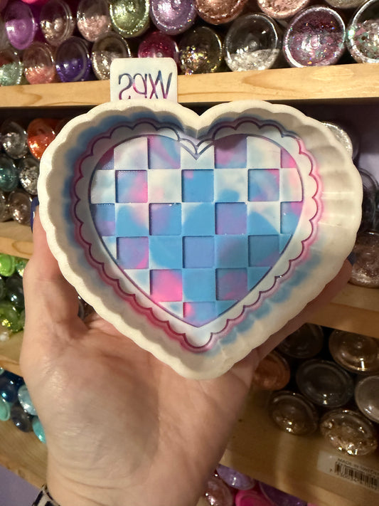 CHECKERED HEART