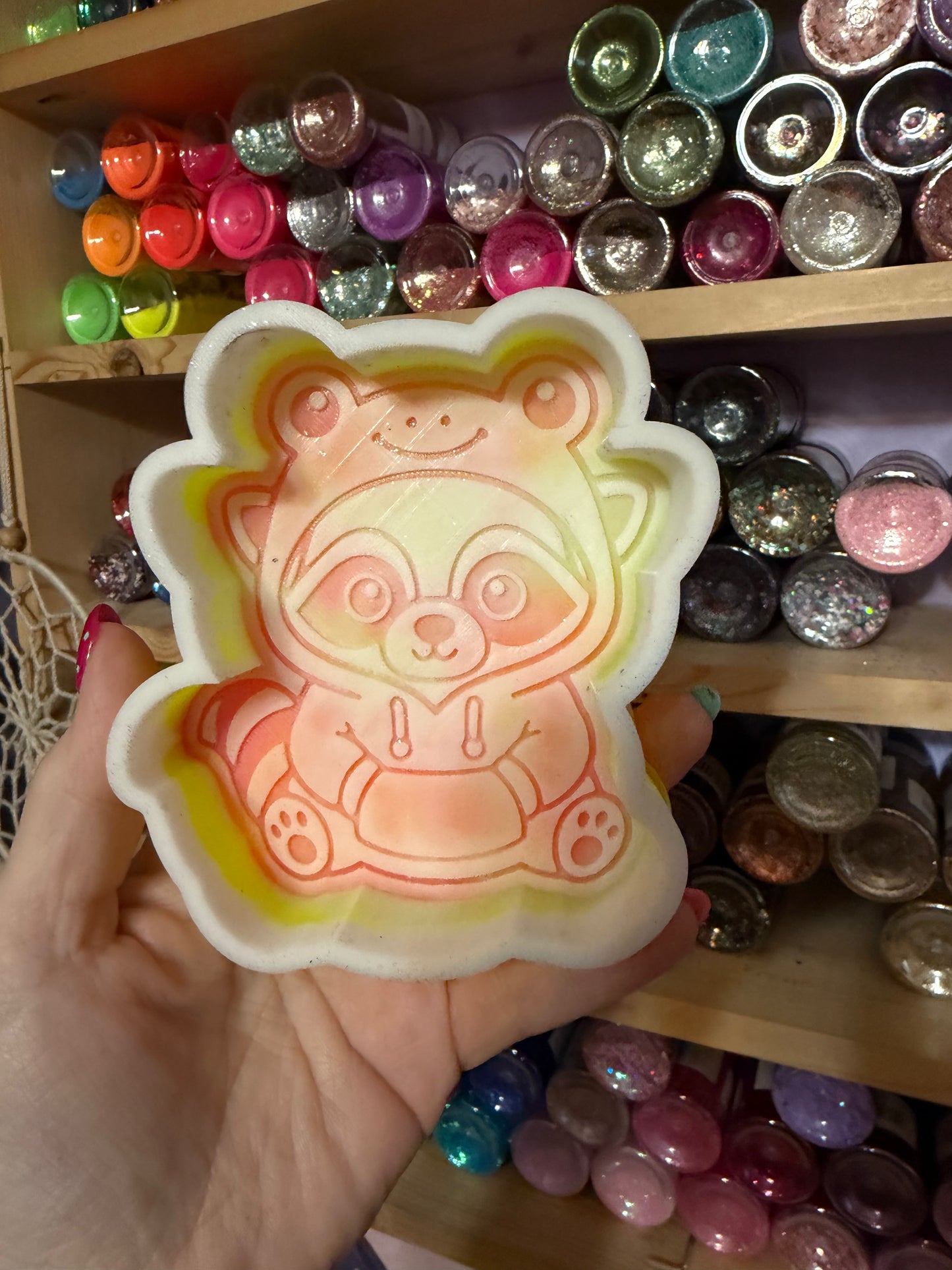 RACCOON/FROG