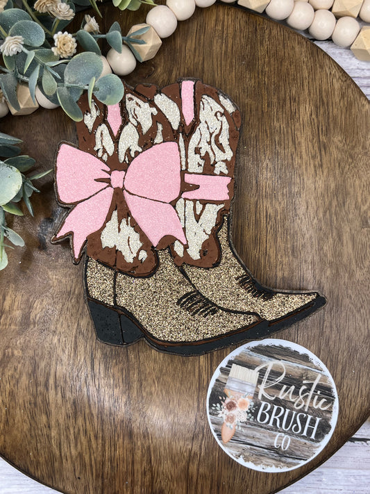 BOOTS WITH BOW